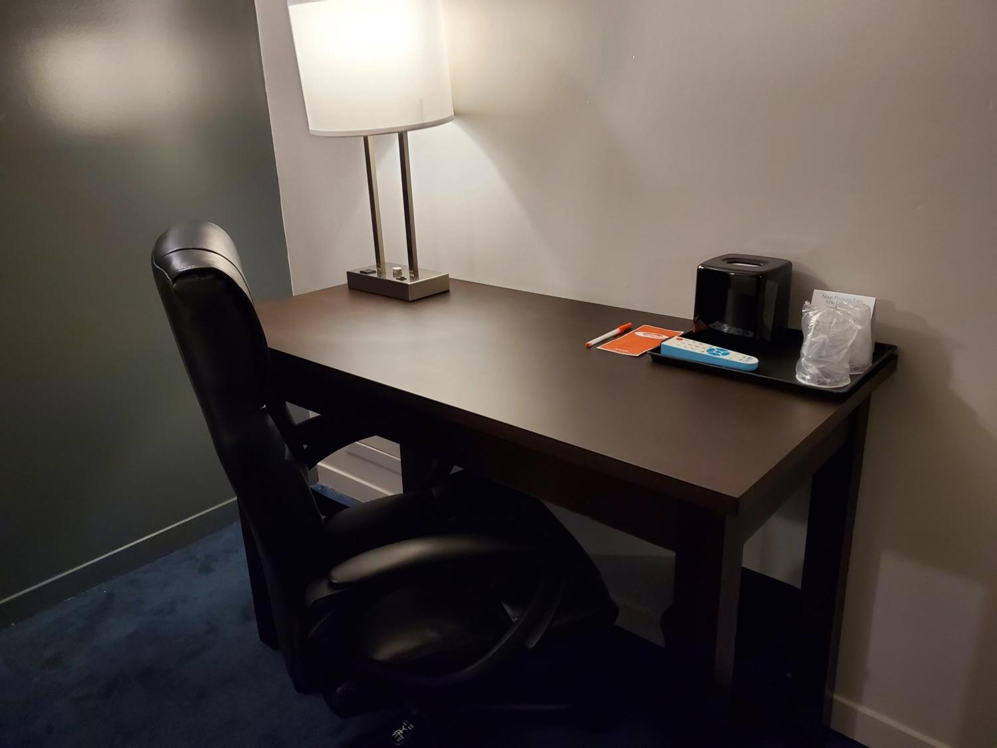 Econo Lodge, Montreal